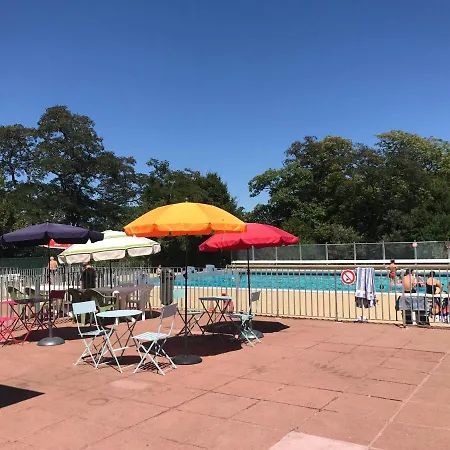 Privatunterkunft Dans La Loge De Marguerite Avec Sauna