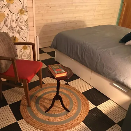 Ubytování v soukromí Dans La Loge De Marguerite Avec Sauna Oree-d'Anjou