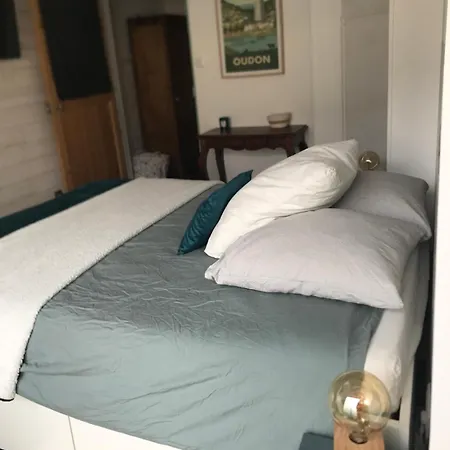 Dans La Loge De Marguerite Avec Sauna