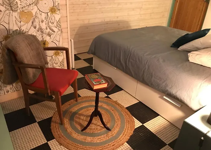 Quarto em Acomodações Particulares Dans La Loge De Marguerite Avec Sauna Oree-d'Anjou